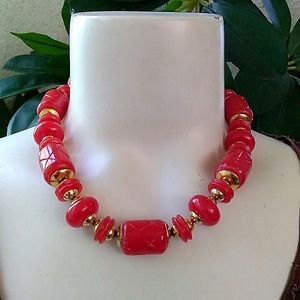 VINTAGE Carved Chunky Red Lucite Bead Adj. Choker Necklace